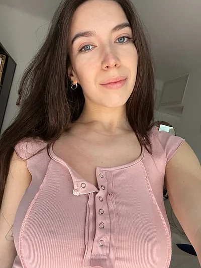 Tania Bann ️‍