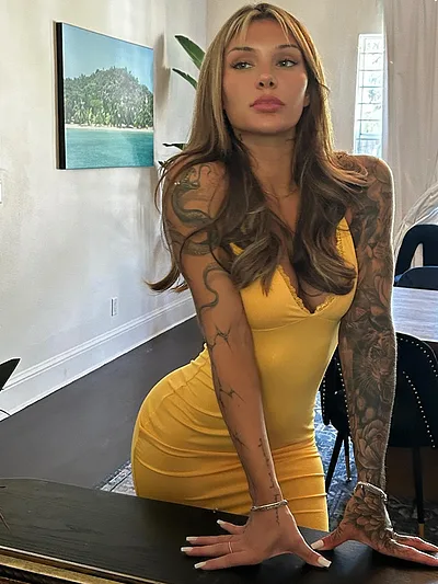 ALAINA ELLISS ️‍