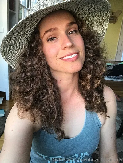 VibeWithMommy ️‍