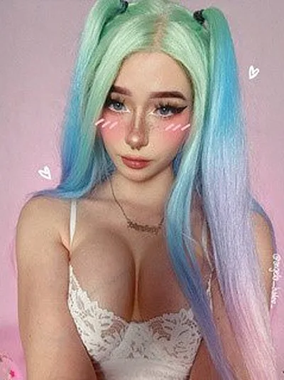 ANGELA HALEE ️‍
