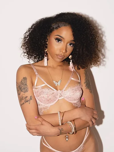 Nyaswrld Exclusive Of Pack ️‍