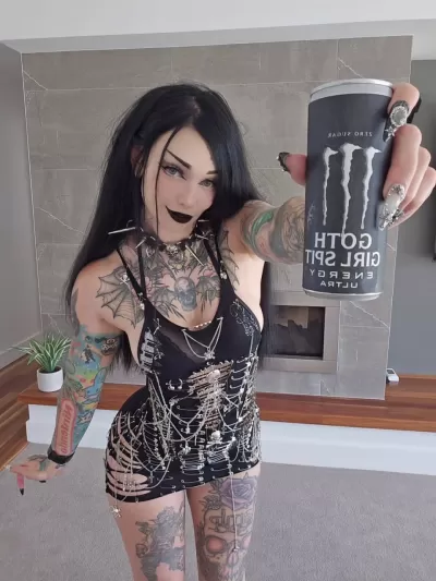 Hylia Fawkes (16gb) ️‍